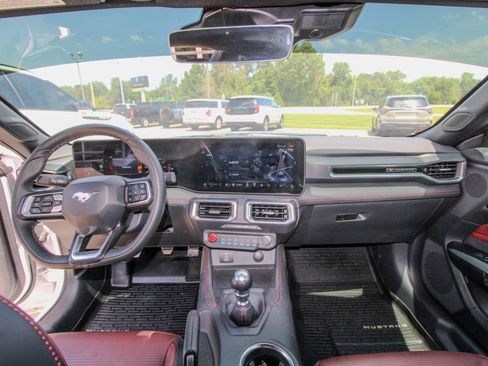Used 2026 Ford Mustang GT Premium w/ GT Performance Package RWD image 9