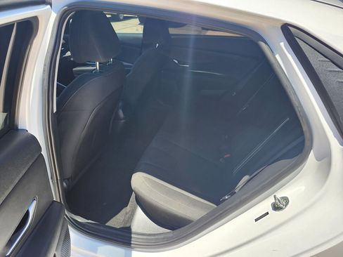 Used 2021 Hyundai Elantra SEL FWD image 15