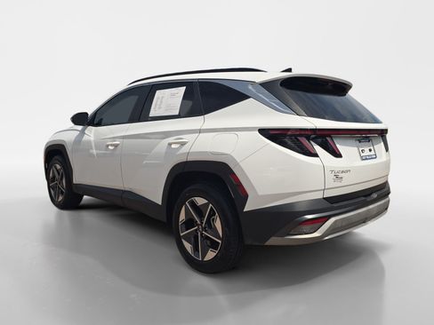 Certified 2025 Hyundai Tucson SEL AWD/4WD image 5