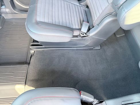 New 2026 Ford Explorer ST-Line w/ ST-Line Street Pack RWD image 23