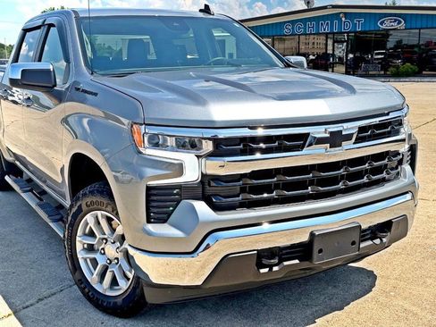 Used 2023 Chevrolet Silverado 1500 LT w/ LPO, Dark Essentials Package AWD/4WD image 8