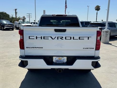 New 2026 Chevrolet Silverado 1500 Custom RWD image 4