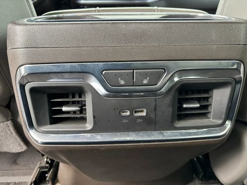 Used 2022 GMC Sierra 1500 SLT w/ SLT Convenience Package AWD/4WD image 15