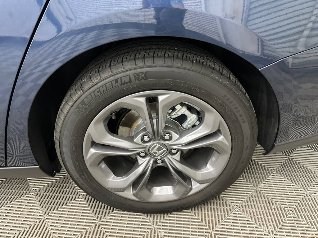 Used 2024 Honda Accord EX image 19