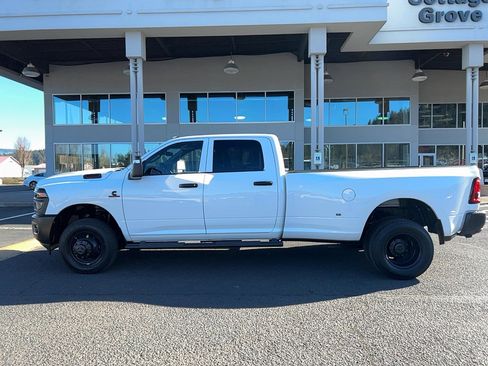 New 2026 RAM 3500 Tradesman image 10