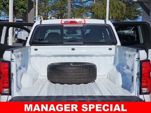 Used 2024 Chevrolet Colorado LT w/ LT Convenience Package III image 12