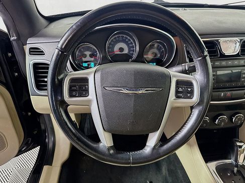 Used 2013 Chrysler 200 Touring image 12