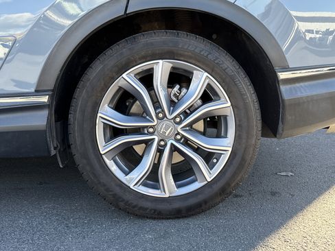 Used 2021 Honda CR-V Touring image 3