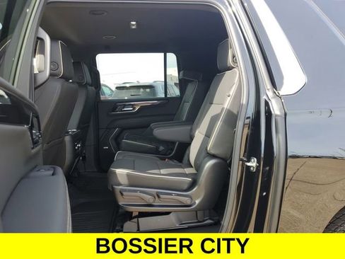 New 2026 GMC Yukon XL Elevation w/ LPO, Illumination Package image 9