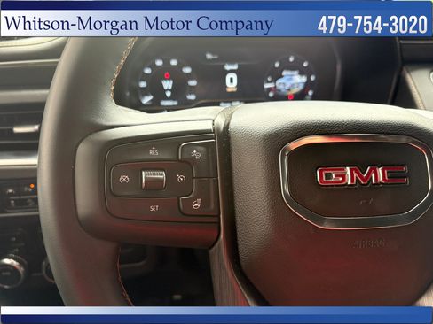 Used 2023 GMC Yukon AT4 w/ AT4 Premium Package AWD/4WD image 10