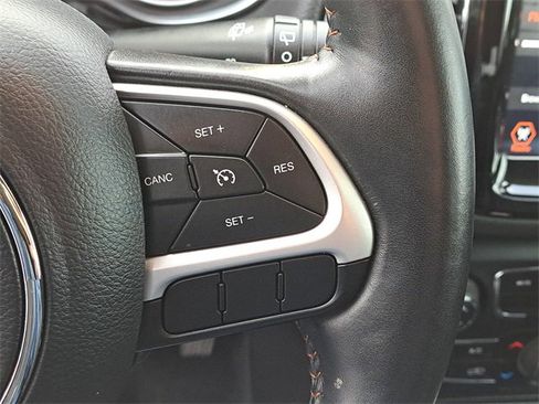 Used 2018 Jeep Compass Limited image 14