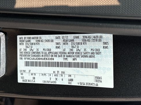 Used 2017 Ford Escape Titanium FWD image 38