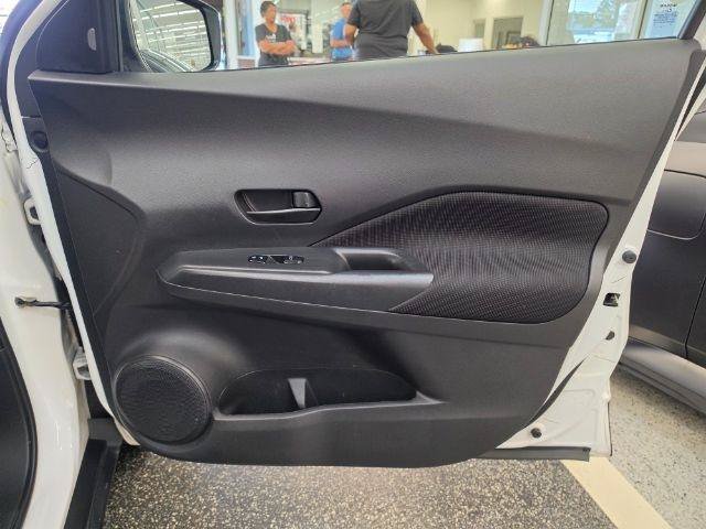 Used 2023 Nissan Kicks S FWD image 34