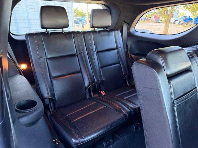 Used 2023 Dodge Durango GT RWD image 7