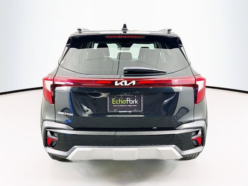 Used 2024 Kia Seltos S FWD image 7