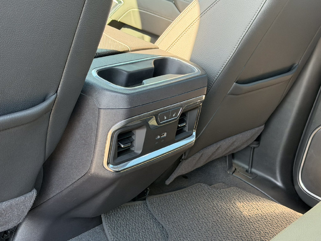 Used 2024 GMC Sierra 1500 Denali AWD/4WD image 33