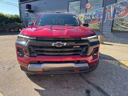 New 2026 Chevrolet Colorado Z71 w/ Technology Package AWD/4WD image 2
