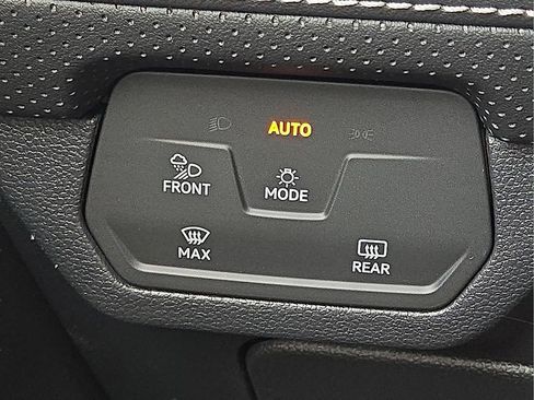 New 2026 Volkswagen Atlas SE image 20