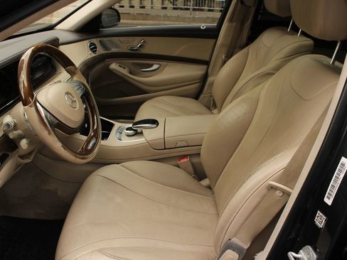 Used 2015 Mercedes-Benz S 550 Sedan image 14