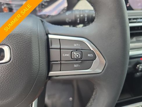 Certified 2024 Jeep Compass Latitude AWD/4WD image 23