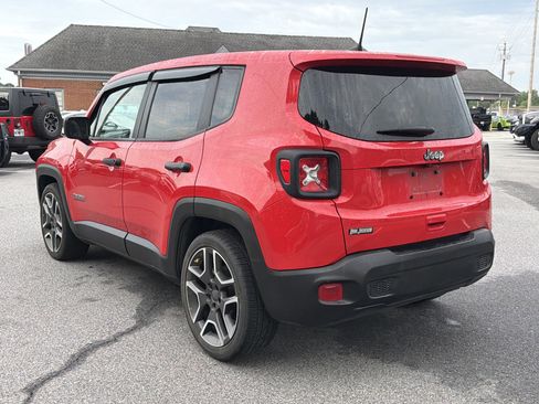 Used 2021 Jeep Renegade Sport FWD image 6