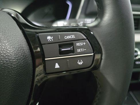 Certified 2025 Honda Pilot EX-L image 15