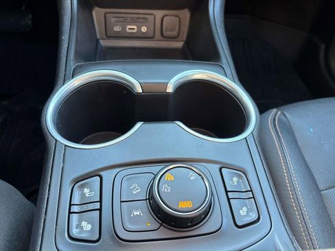 Used 2021 GMC Terrain SLT w/ Infotainment Package II image 22