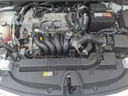 Used 2022 Toyota Corolla LE FWD image 27