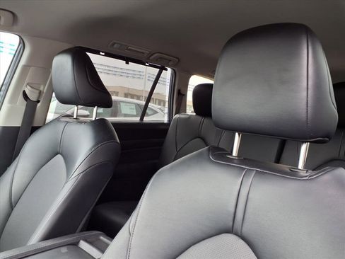 Used 2024 Toyota Grand Highlander XLE image 36