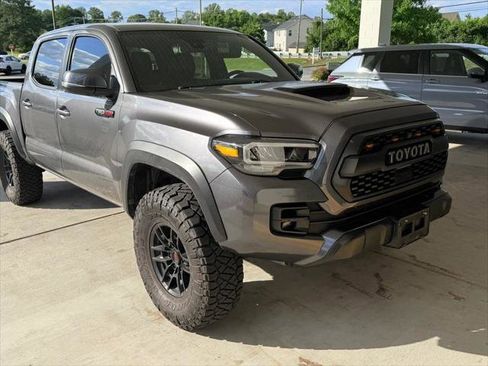Used 2021 Toyota Tacoma TRD Pro AWD/4WD image 2