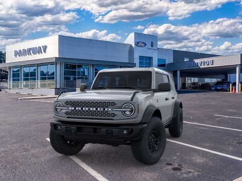 New 2026 Ford Bronco Badlands AWD/4WD image 2