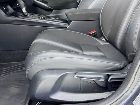 Used 2024 Honda Civic Sport image 25