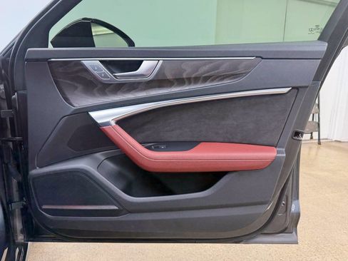 Used 2020 Audi S6 Premium Plus w/ S Sport Package image 59