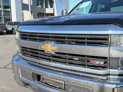 Used 2015 Chevrolet Silverado 2500 LTZ w/ LTZ Plus Package image 13