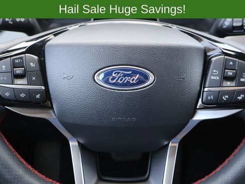 Used 2025 Ford Explorer ST-Line AWD/4WD image 32