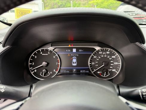Used 2023 Nissan Altima 2.5 SV w/ SV Premium Package AWD/4WD image 18