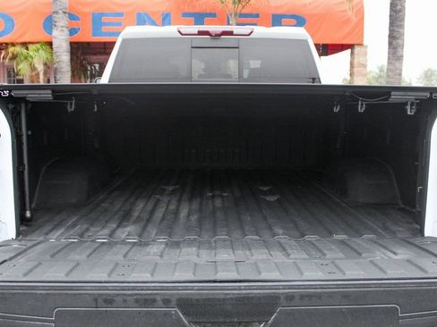 Used 2024 Chevrolet Silverado 3500 High Country w/ High Country Premium Package image 10