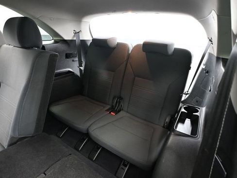 Used 2019 Kia Sorento LX image 35