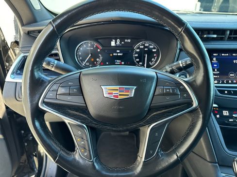 Used 2024 Cadillac XT5 Premium Luxury image 8