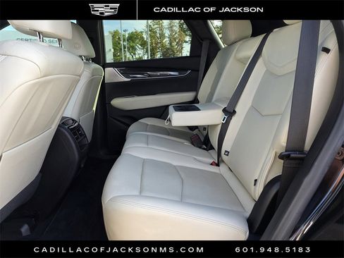 Certified 2022 Cadillac XT5 Sportv image 16