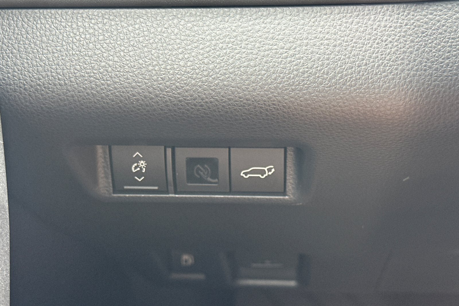 New 2026 Toyota RAV4 XSE AWD/4WD image 30