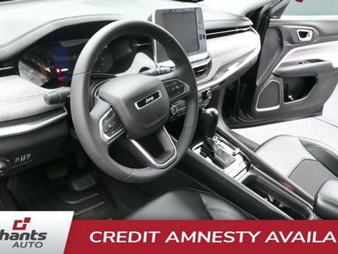 Used 2022 Jeep Compass Latitude AWD/4WD image 28