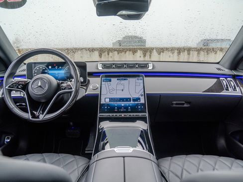 Used 2023 Mercedes-Benz S 580e 4MATIC Sedan image 24