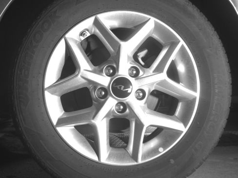 Used 2025 Kia Soul LX w/ LX Technology Package FWD image 14