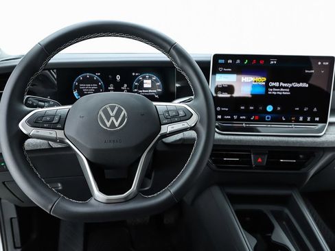 New 2026 Volkswagen Tiguan S image 20