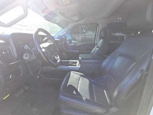 Used 2025 Ford F250 Lariat image 6