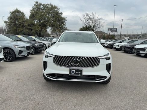 New 2026 Volvo XC90 T8 Ultra w/ Protection Package Premier image 8