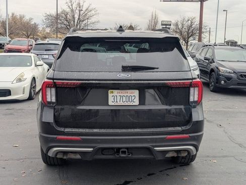 Used 2025 Ford Explorer ST-Line w/ ST-Line Street Pack image 4