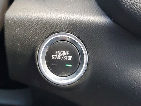 Used 2022 GMC Terrain SLE AWD/4WD image 24