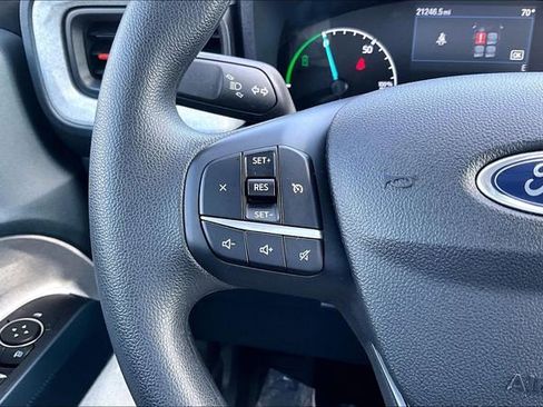 Used 2022 Ford Maverick XLT image 18